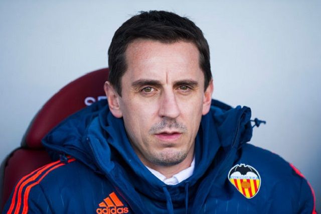 Gary Neville odgovorio na špekulacije koje ga povezuju sa Manchester Unitedom