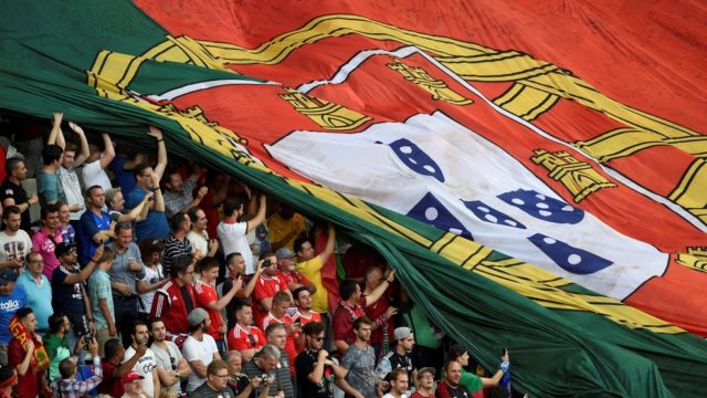 FBL-EURO-2016-MATCH49-POR-WAL-FANS