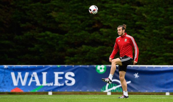 Gareth+Bale+Wales+Training+Session+Press+Conference+2ploFJvZuVVl