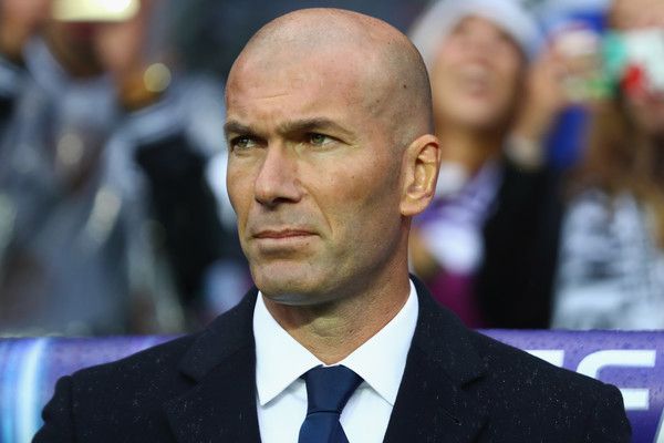 Zinedine+Zidane+Real+Madrid+v+Sevilla+UEFA+jPhHyuTcTd7l