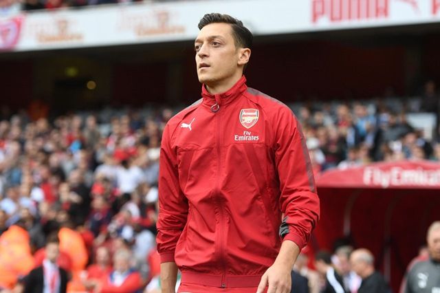 Mesut Ozil dobio novu poziciju