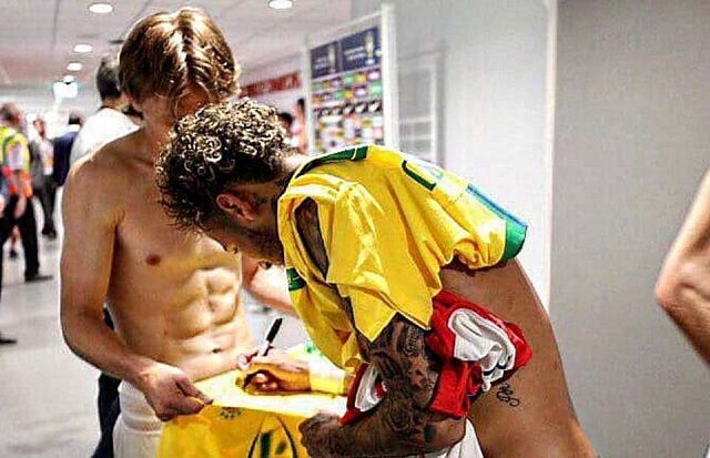 NEYMAR IPAK IDE